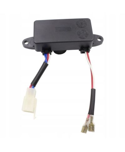 REGULATOR NAPIĘCIA AGREGATU PRĄDOTWÓRCZEGO 250V 220µF 2-4PIN PROSTOKĄT