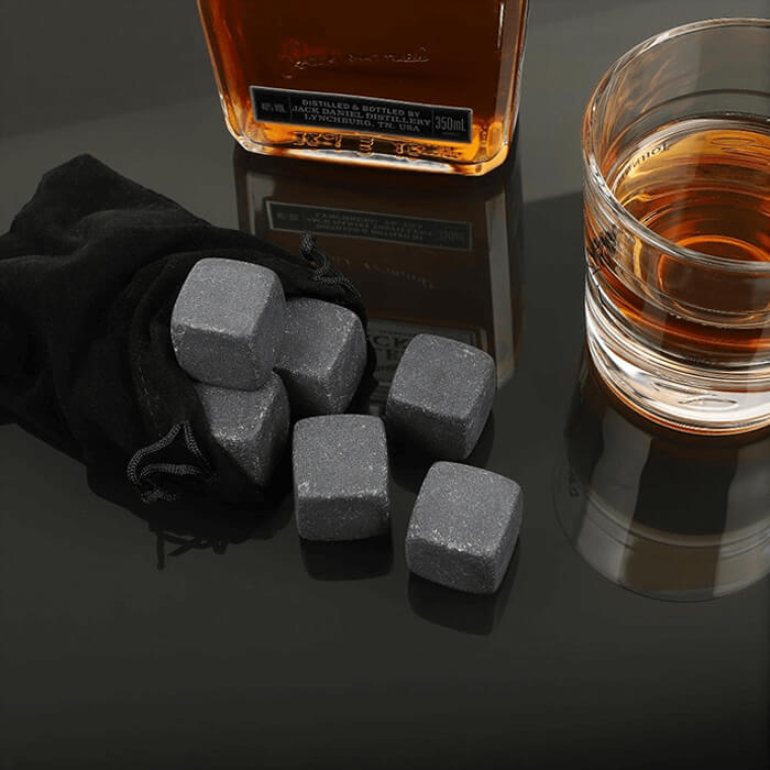Whisky Stones - prezent dla konesera trunków
